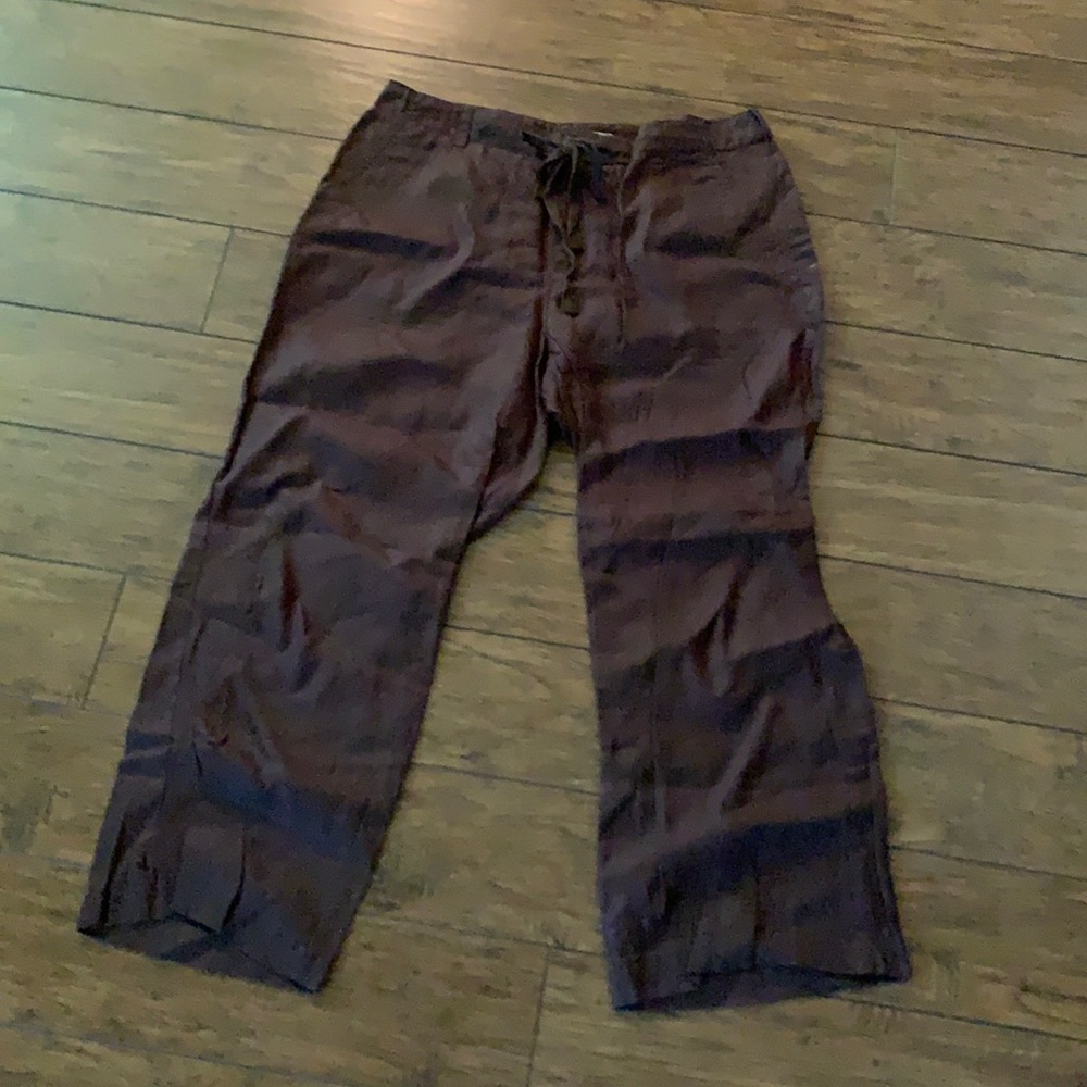 St John’s Bay linen brown capris size 8 EUC
